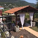 Golden Vali House 公寓 基尼拉